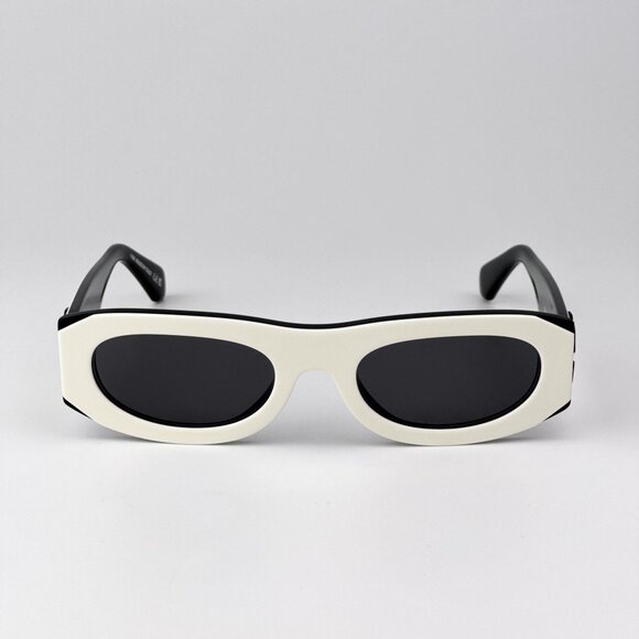 Off-White ORLANDO Women Sunglasses – White/Black Oval Frame Model OERI13O 0107 - Picture 3 of 9